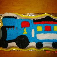 203_205_Williams_012.jpg Wilton train pan. I made this cake for a friends sons first birthday.