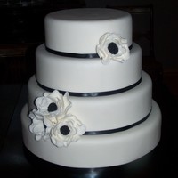 Black & White Wedding Display cake I made for a bridal show