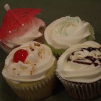 "mocktail" Cupcakes These are my mocktail cupcakes because they are based on cocktails, but have no alcohol. There's Kahlua Mudslide (chocolate kahlua...