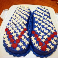 4Th Of July Flip Flops I made this cake for my sister's birthday this weekend! Her birthday is July 5th and she loves shoes and wanted her cake decorated in...