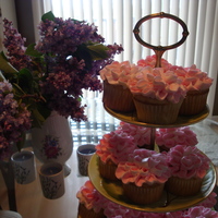 Blossoms Made these cupcakes for mother's day.
