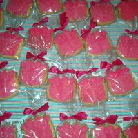 Gift These cookies were made for a woman's retreat the theme is "Gifts".