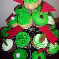 Golf Cupcakes Golf theme party. Cupcakes with golf decor.
