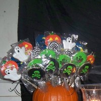 Pumpkin Cookie Bouquet NFSC I decorated and my kids arranged in a pumpkin for a party at their friends.