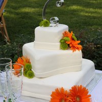 White Wedding Cake With Flowers 