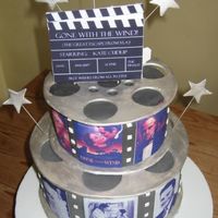 Gone With The Wind! Cake made for a work collegue of my husband, who was leaving to begin a new job elsewhere. She's a bit of a 'film buff', so...