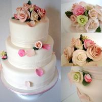 3-Tier Wedding Cake With Sugar Flowers 3-Tier Wedding cake with sugar flowers and vanilla filling