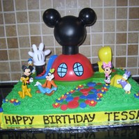 Mickey And Friends 11/15 sheet cake