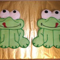 Frog Cupcake Cake I totally got this idea from sweettease.blogspot.com. I don't know if she is a member here at CC, but she has some cool stuff! If...