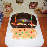 Johnny's 7Th B-Day treasure chest cake