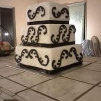 Black And White Wedding Cake My first wedding cake :)