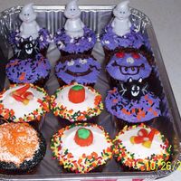 Halloween Cupcakes Fun cup cakes for my daughter's party