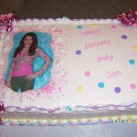 Miley Birthday Cake This is the same cake as the Hannah one but the pictures changes as you move it.