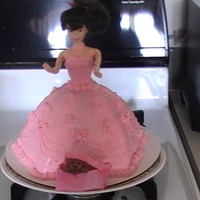Barbie Cake This was one of my first cakes I've made! It was just for a friend of mine so she still liked it.