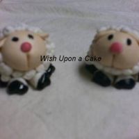 Sheep! These are MMF - took me a half hour to complete each one. The feet are actually choc chips the I carved and then painted with Americolor&#...