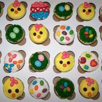 Easter Cupcakes these were last minute so they weren't as nice as I would have liked so I used what I had on hand.