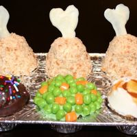 Tv Dinner Tv dinner cupcakes from the book Hello, cupcake!