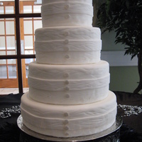 White Wrinkle Wedding 