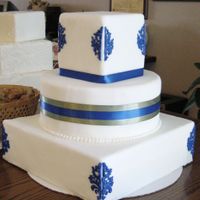 Mixed Shape Wedding With Damask Piping 