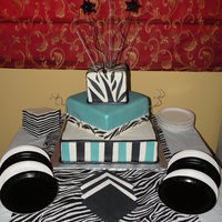 Zebra Print Cake.. Made this one for Christa... Happy 18th...
