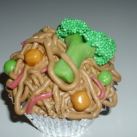 Chinese Food Cupcakes From the book "Whats New Cupcakes". These were so fast and cute to make.