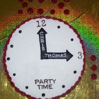 Clock Cake This was a cake I made for my sons who are born on the same day....nine years apart. This was the last year I could do the clock idea ( I...