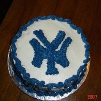 New York Yankee's Just a quick cake for my sister's b-day.....inspired by omarya15....
