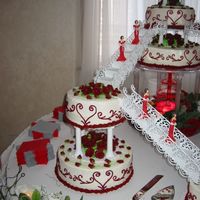 Sister's Wedding Side Tier Close Up Here is a close-up of the side tiers of the cake.