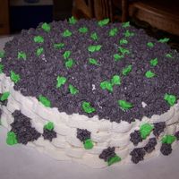 Basket Birthday Cake This was for my moms birthday. Her favorite color is purple and she loves baskets so I tried to incorporate the two.