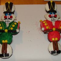 Nutcracker Cupcakes 
