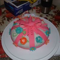 Welcome Home Sissy Not a class cake but my very first attemp at fondant cake with gumpaste flowershad to make in 12 hours