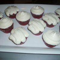 Red Velvet Cupcakes Red Velvet Cupcakes