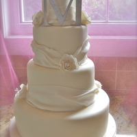 Cream Round Wedding Based on a picture given to me by the client.