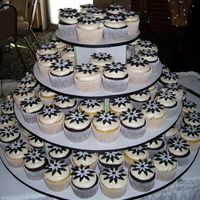 Wedding Cupcakes I made these cupcakes for a friend's wedding. Half of the cupcakes were yellow, the other half were chocolate and I used vanilla...