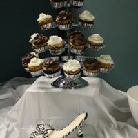 Birthday Shoe first gumpaste shoe coordinated with cupcake display