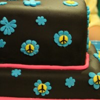 Peace & Flowers Cake Chocolate MMF