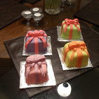 Mini Cakes Mini cake covered in fondant butter cake, marble, chocolate. I made 16 of these cakes for a 16th birthday party. Cake central...