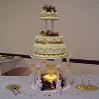 P8040010.jpg Wedding cake first time using fountian, and making one this large.