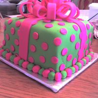 My First Fondant Cake My first time working with fondant and making a bow.