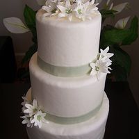 Lily Wedding Cake. 
