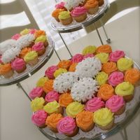 Wedding Reception Cupcakes these were for an informal wedding reception. buttercream frosting