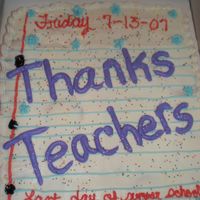 P7120005.jpg cupcake cake for class party