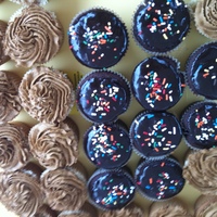 Variety Cupcakes peanut butter w/strawberry jelly filling and peanut butter frostingchocolate w/peanut butter mousse filling and chocolate mousse...