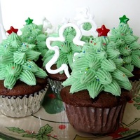 Christmas Tree Cupcakes 