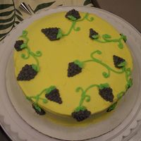 Wilton Class I - Second Cake Here is the second cake I have made for my Wilton I class.