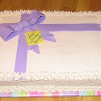 Present Cake I was pretty satisfied with this one....I haven't made many cakes that I've said that about. This was for Sept birthdays at work...