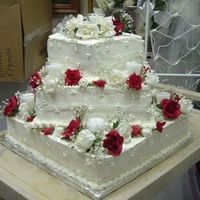 Closer Look At Robin & Chris's Cake 