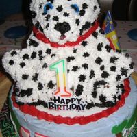 Img_0779.jpg Dalmatian Cake made from Cuddly Bear pan