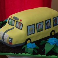 Magic School Bus In The Rainforest I made this Magic School Bus cake for my friend's son's 6th birthday. His favorite episode is when the bus visits the rainforest...