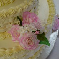 Ladies_Banquet_Cake_And_Flower.jpg 